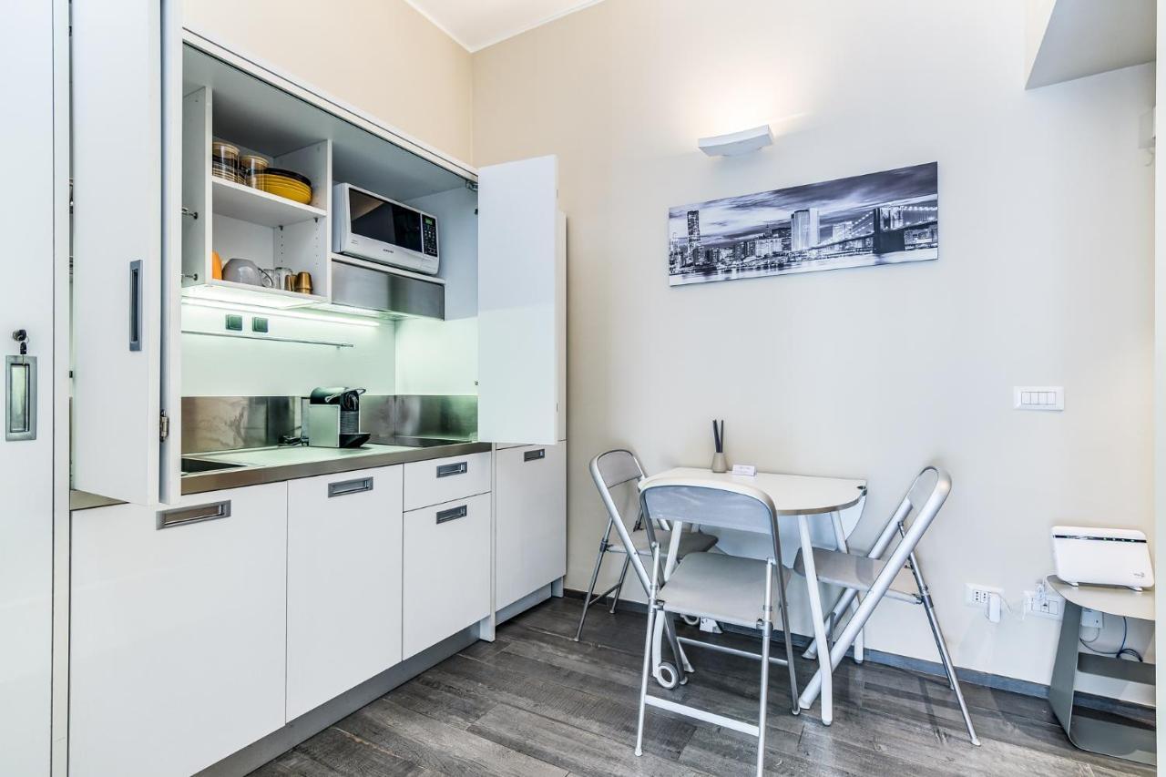 Mora Apartment, Milan
